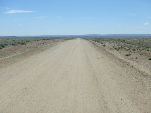 GDMBR: South Pass Road heads east for 2 miles and then turns north for 4 miles (to South Pass City).